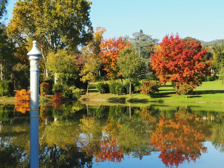 Autunno in Toscana: Foliage a Villa Reale